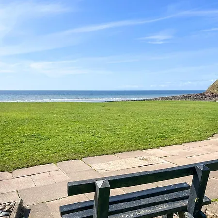 Abbey Nyaraló St Bees